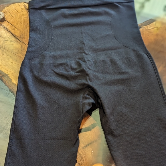 Shapermint High Waisted Snapping leggings - Picture 7 of 7